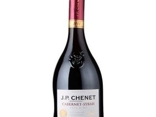 Červené víno J.P. Chenet