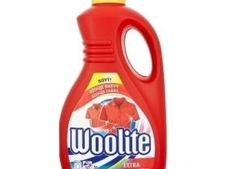 Tekutý prací prostriedok Woolite