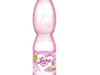 Pramenitá voda Lucka 1,5 l